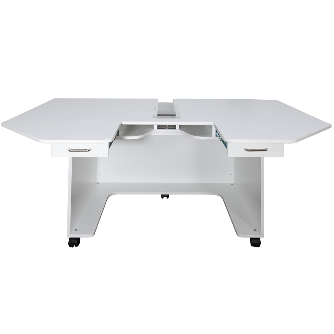 Bernina Q16 with Standard Table by Horn