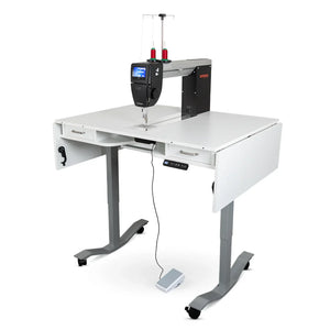 Bernina Q20 with Lift Table by Horn