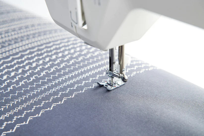 Husqvarna Viking Onyx 25 Sewing Machine - Meissner Sewing and Vacuum