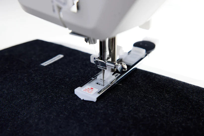 Husqvarna Viking Onyx 25 Sewing Machine - Meissner Sewing and Vacuum