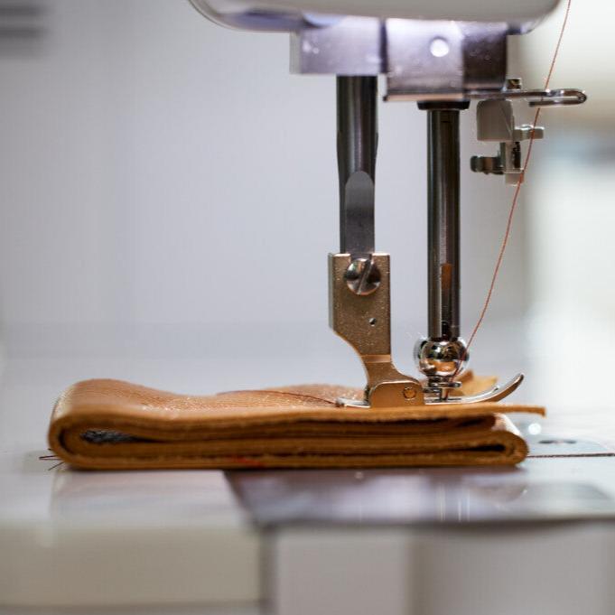 bernette 08 Straight Stitch Sewing Machine - Meissner Sewing and Vacuum