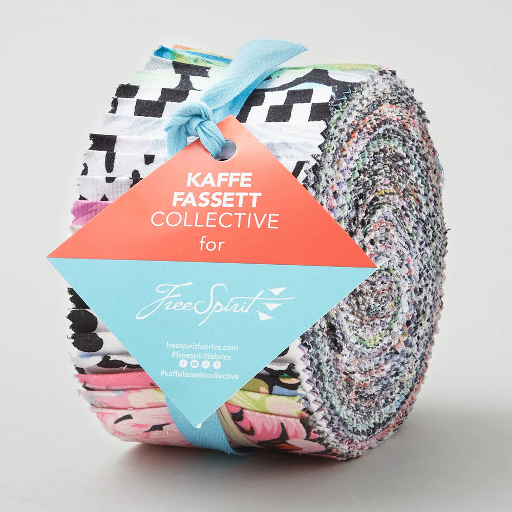Kaffe Classics Plus 2.5" Design Roll Polaris 40pcs