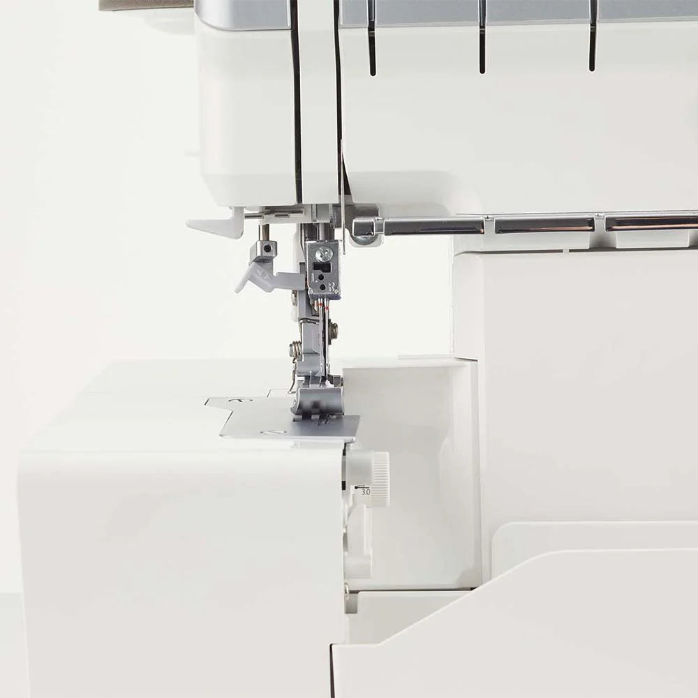 Juki MO-2800 2/3/4 Air Threading Overlock Machine