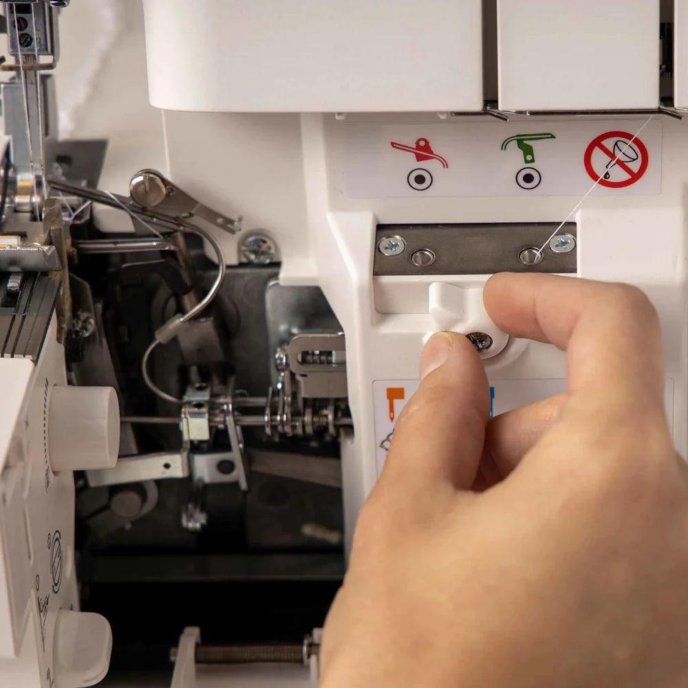 Used PFAFF® admire™ air 5000 Overlock Machine - Recertified - Meissner Sewing and Vacuum
