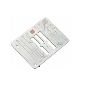 Bernina Needle Plate Straight Stitch/CutWork 8 series (820/830/880) Bernina Needle Plate Straight Stitch/CutWork 8 series (820/830/880)