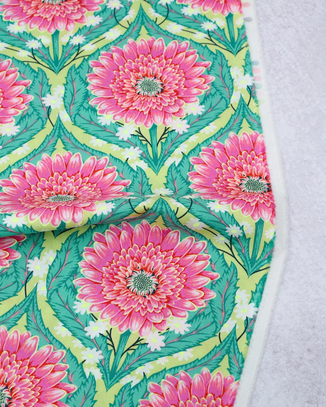 Tula Pink Untamed - Daisy and Confused in Moonbeam - Meissner Sewing and Vacuum