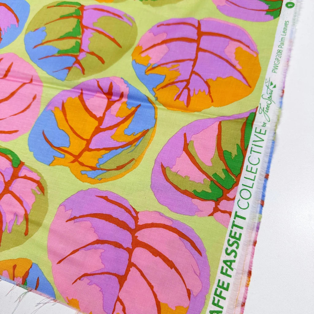Kaffe Fassett Collective Classics Plus Palm Leaves - Pastel