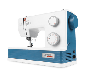 bernette 05 ACADEMY Sewing Machine - Meissner Sewing and Vacuum