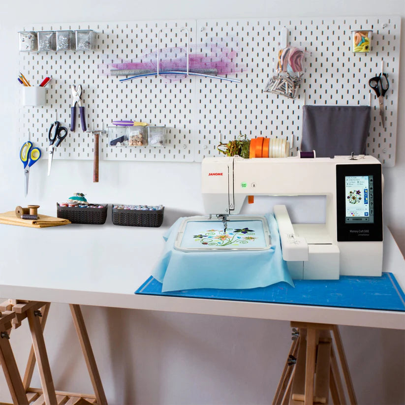 Вышивальная машина Janome Memory Craft 500E Limited Edition