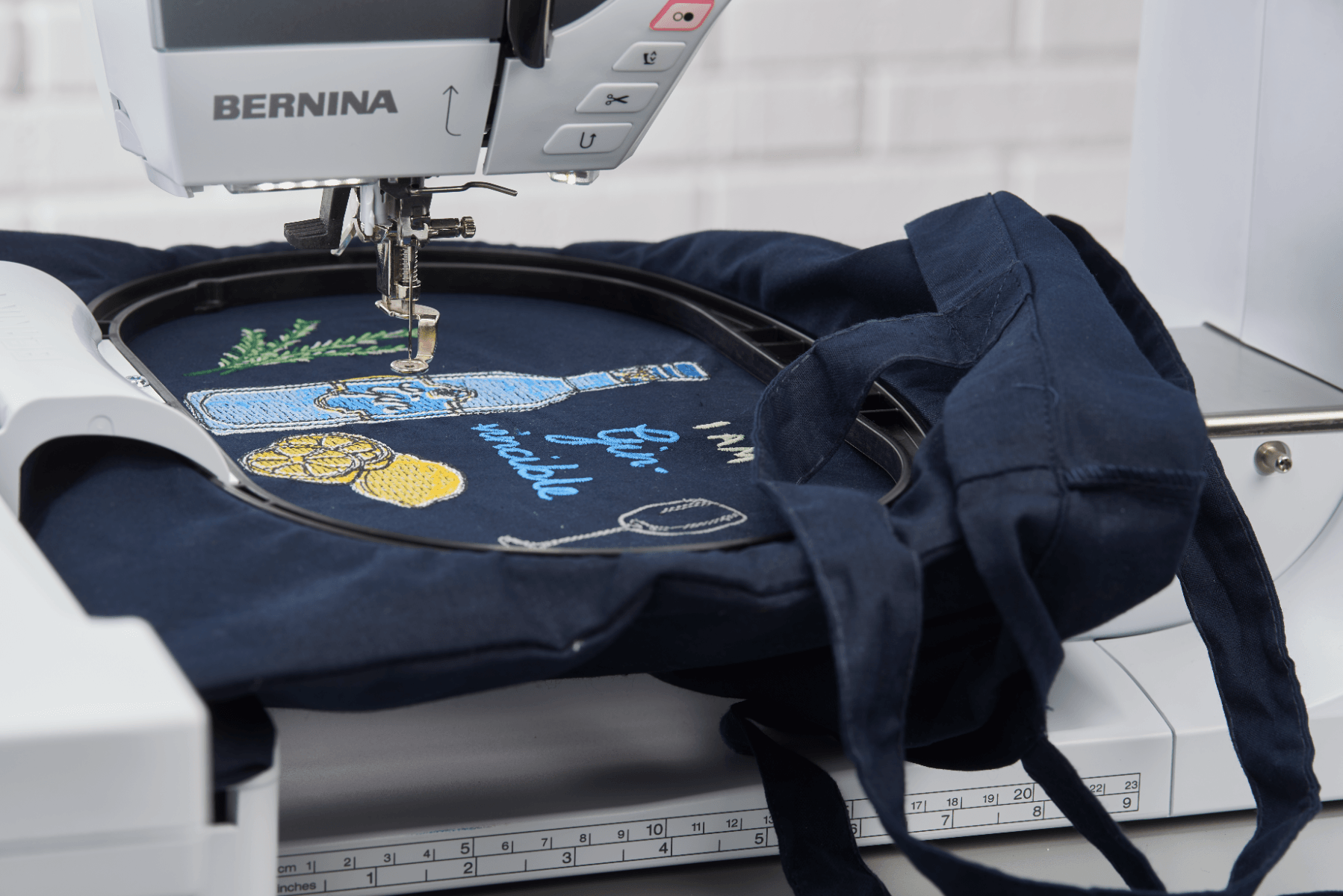 Bernina Large Freearm Embroidery Hoop - Meissner Sewing and Vacuum