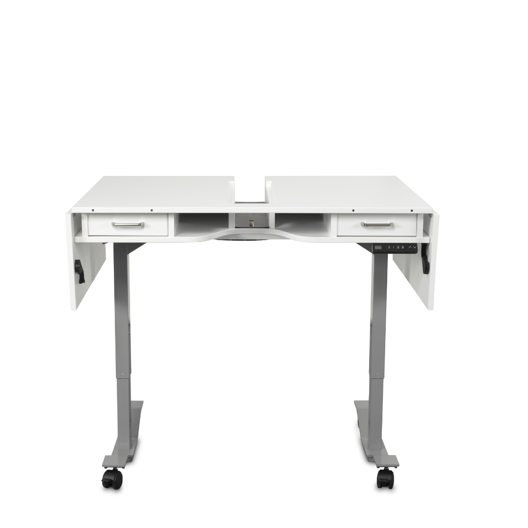 Bernina Q16 with Lift Table by Horn