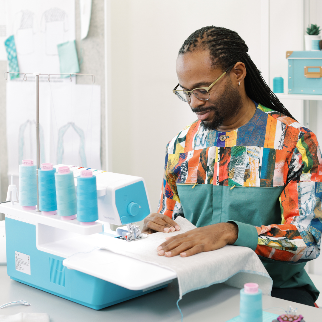 B68 Maker Edition Serger Machine