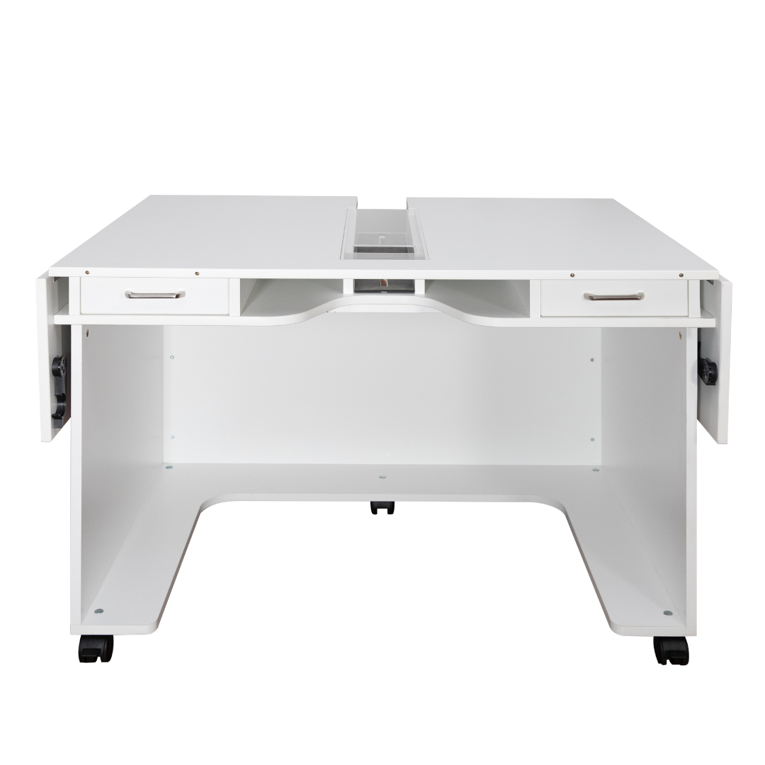 Bernina Q16 with Standard Table by Horn