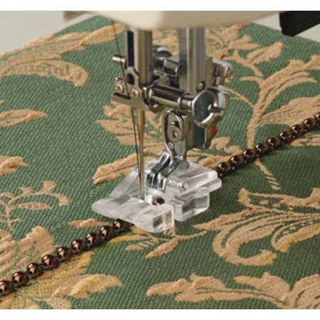 Лапка Janome для бисероплетения для моделей с горизонтальным вращающимся челноком