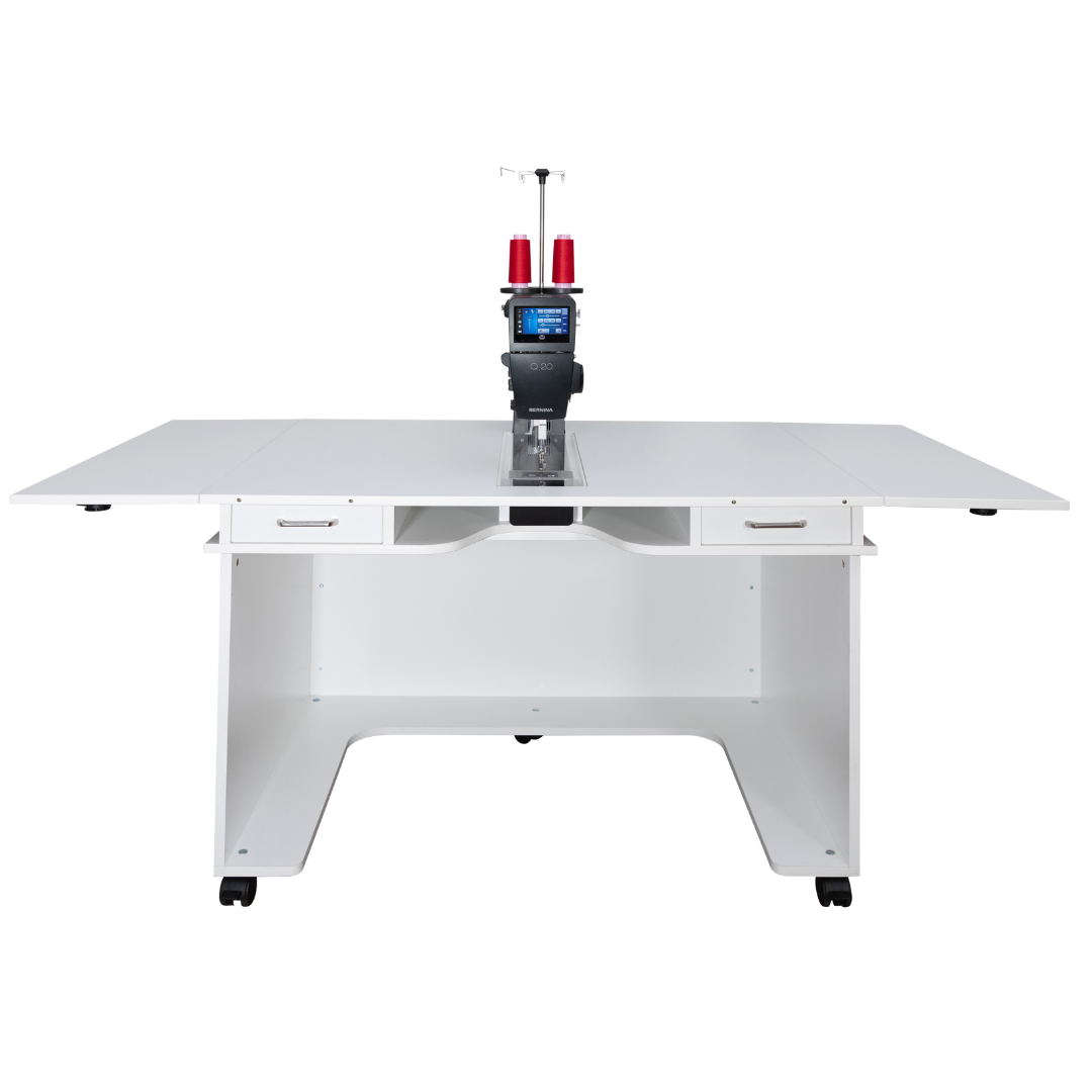 Bernina Q20 with Standard Table by Horn