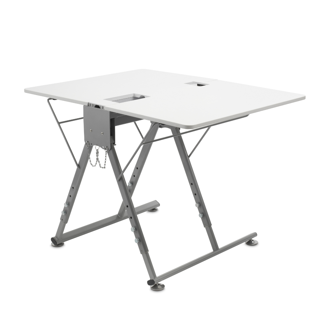 Bernina Q16 with Adjustable Folding Table