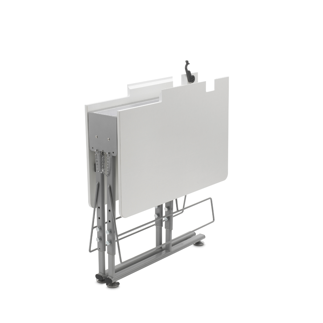 Bernina Q16 with Adjustable Folding Table