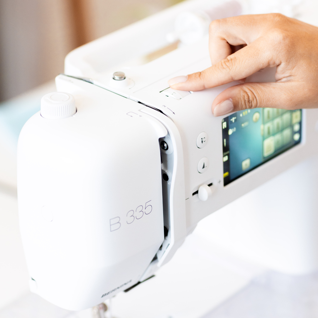 Bernina B335 (Gen 2) Sewing Machine