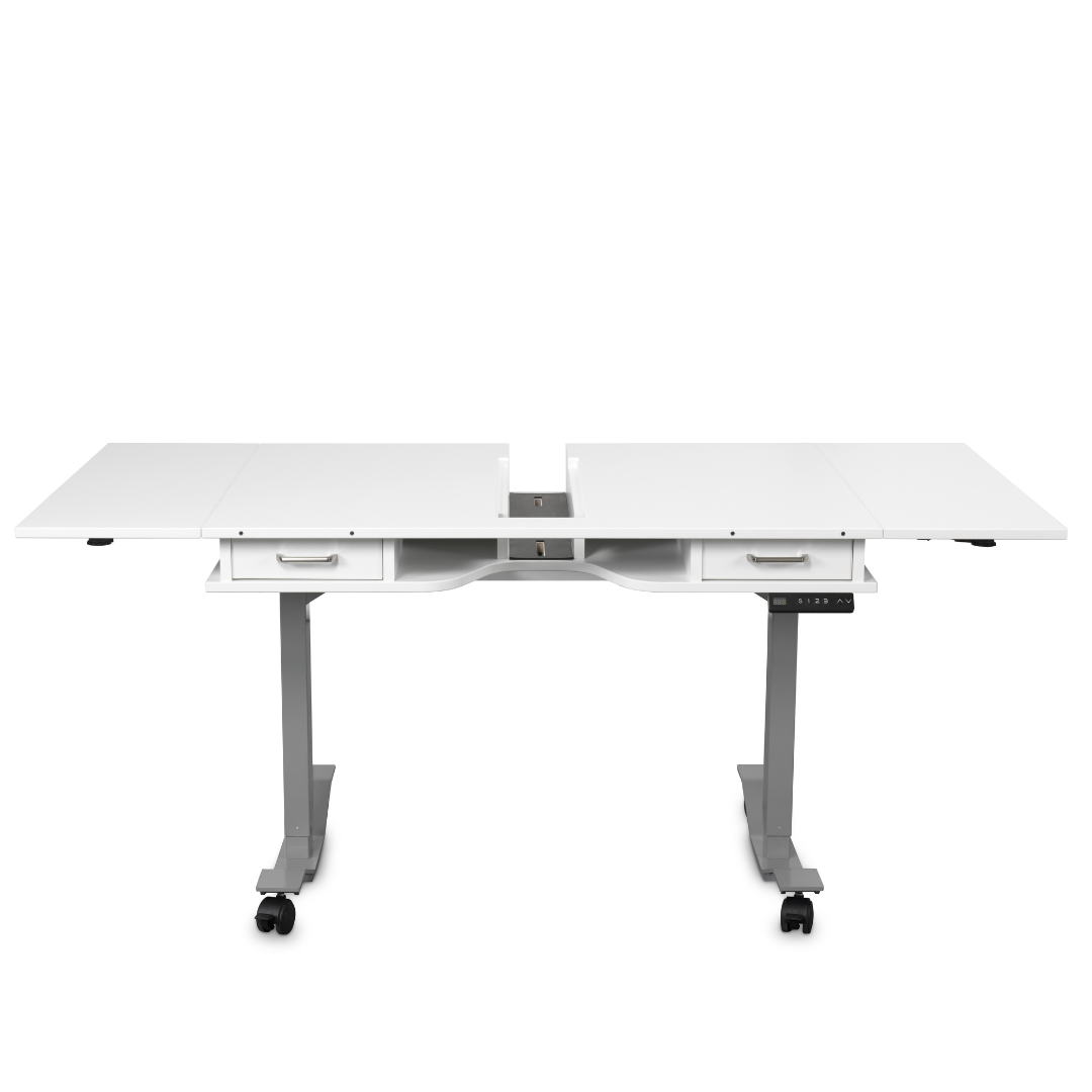 Bernina Q16 with Lift Table by Horn