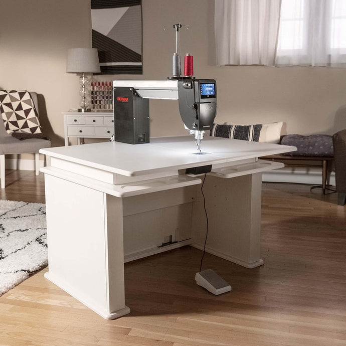 BERNINA Q20 Sit Down Long-arm Quilting Machine - Meissner Sewing and Vacuum