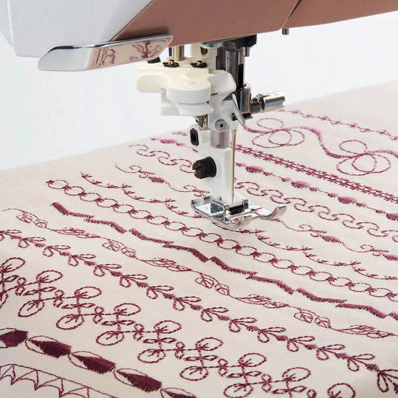 USED Husqvarna Viking Designer Epic 2 Sewing and Embroidery Machine