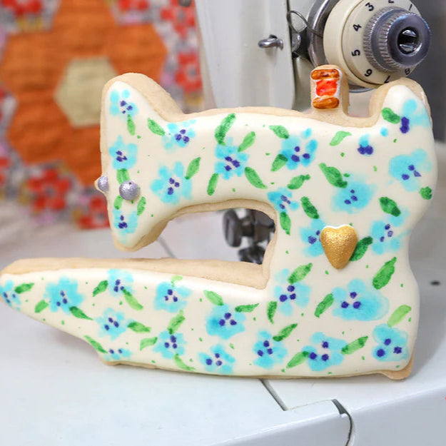 Featherweight Cookie Cutter