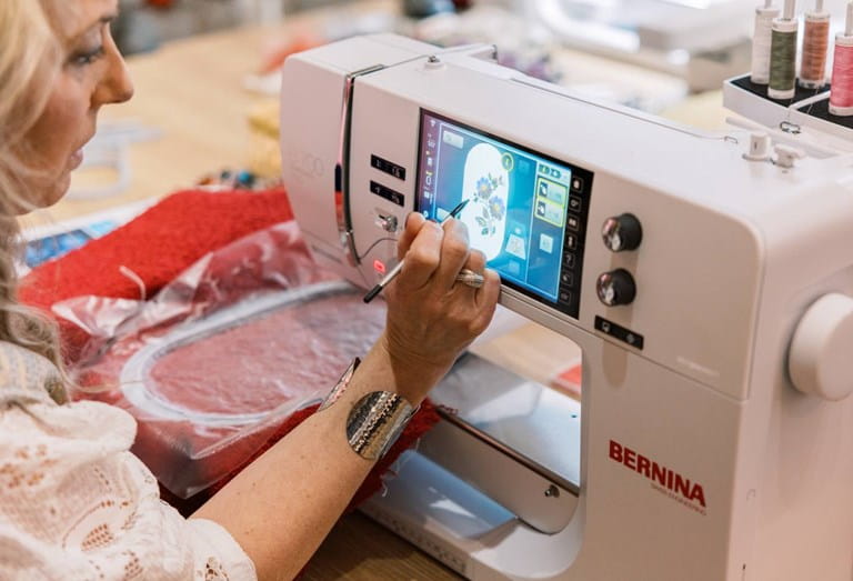Bernina B700 E PRO Embroidery Machine