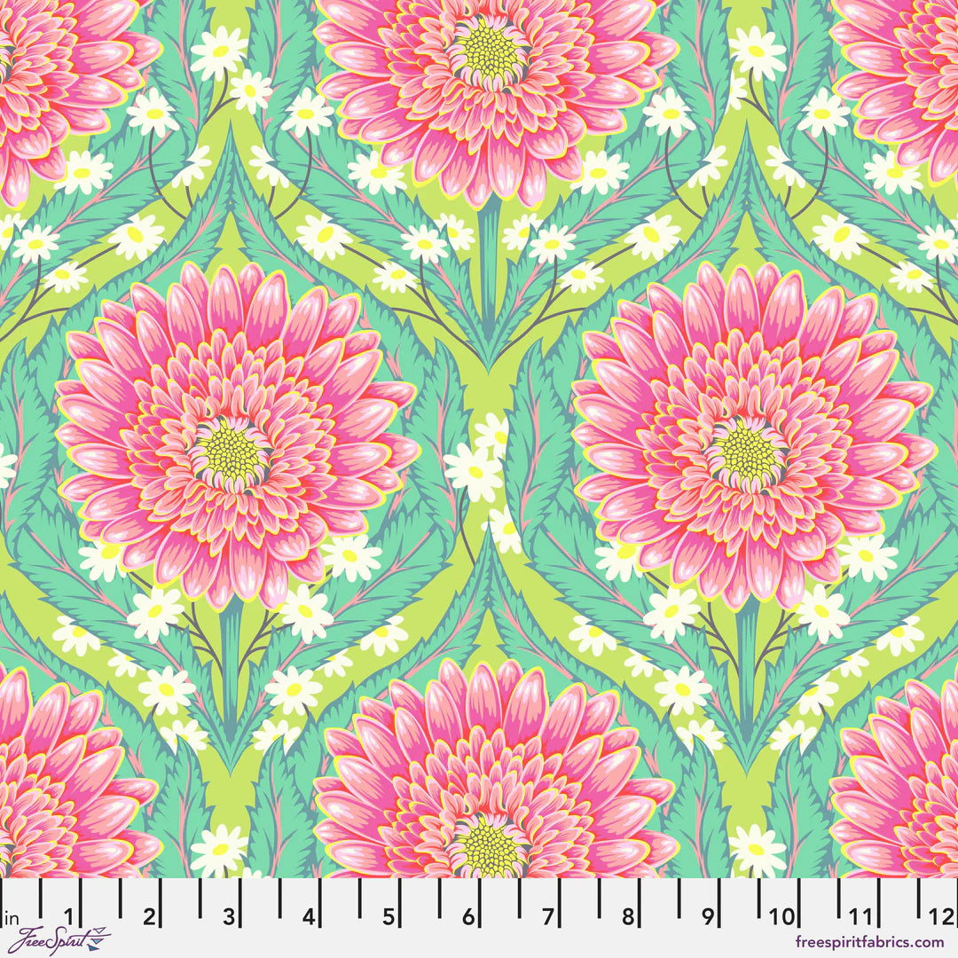 Tula Pink Untamed - Daisy and Confused in Moonbeam - Meissner Sewing and Vacuum